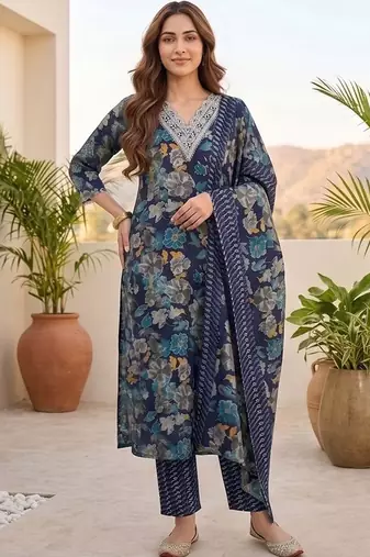 Women Floral Printed Regular Thread Work Kurta with Trousers & With Dupatta