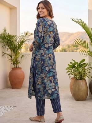Women Floral Printed Regular Thread Work Kurta with Trousers & With Dupatta 5