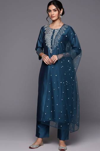 Women Embroidered Regular Chanderi Silk Kurta with Trousers & With Dupatta
