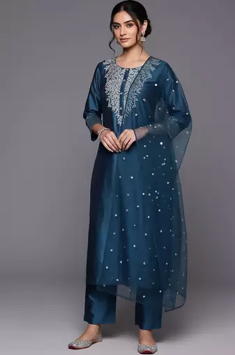 Women Embroidered Regular Chanderi Silk Kurta with Trousers & With Dupatta