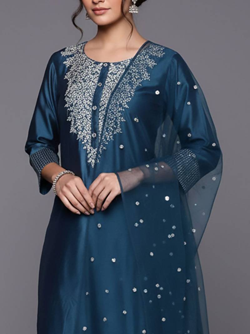 Women Embroidered Regular Chanderi Silk Kurta with Trousers & With Dupatta