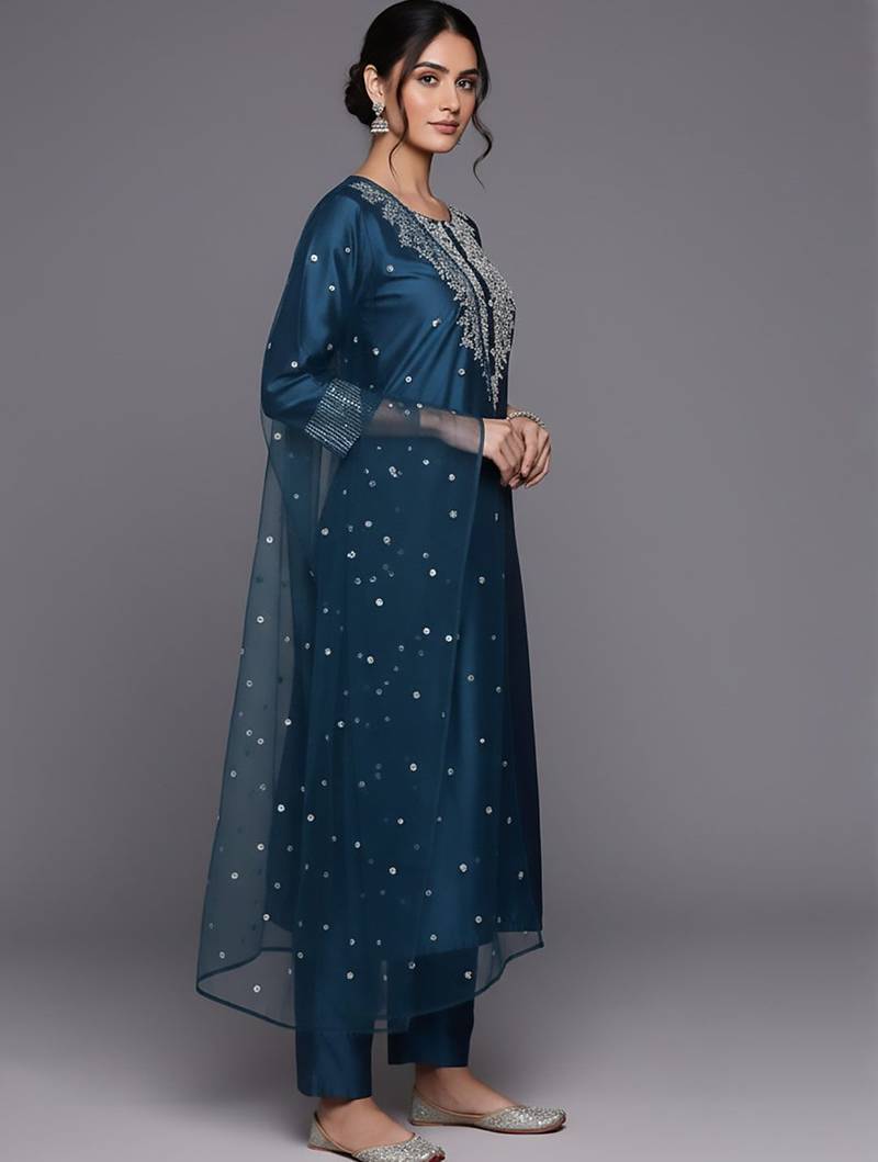 Women Embroidered Regular Chanderi Silk Kurta with Trousers & With Dupatta
