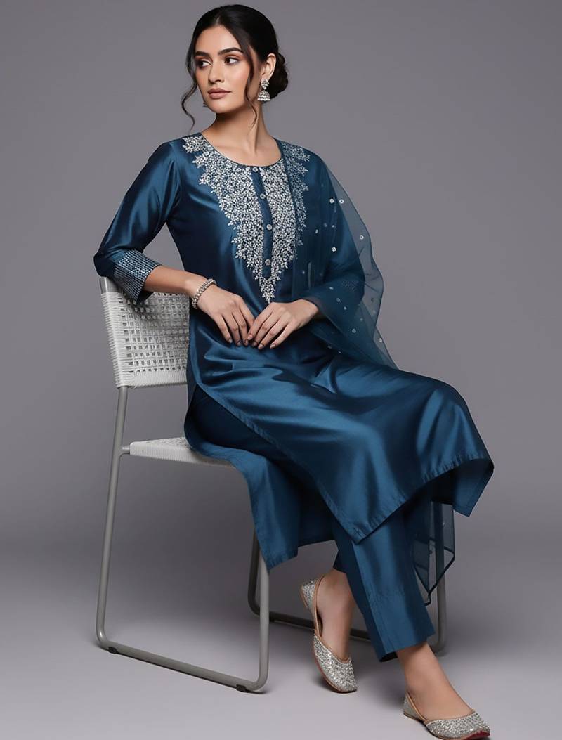 Women Embroidered Regular Chanderi Silk Kurta with Trousers & With Dupatta