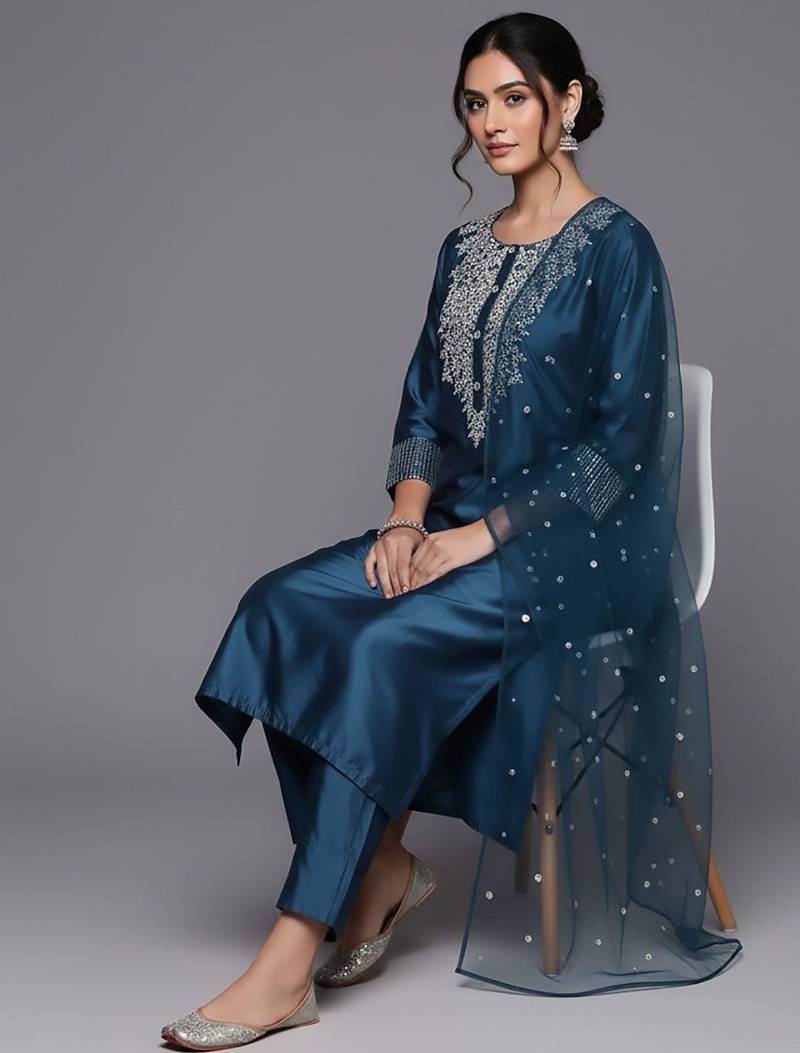Women Embroidered Regular Chanderi Silk Kurta with Trousers & With Dupatta