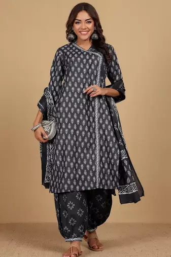 Floral Printed V-Neck Angrakha Straight Kurta With Salwar And Dupatta
