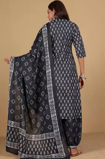 Floral Printed V-Neck Angrakha Straight Kurta With Salwar And Dupatta