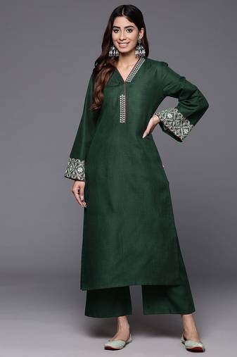 Thread Work V-Neck Flared Sleeves Straight Kurta With Trouser