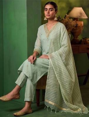 Women Ethnic Motifs Embroidered Regular Thread Work Kurta with Trousers & With Dupatta 1