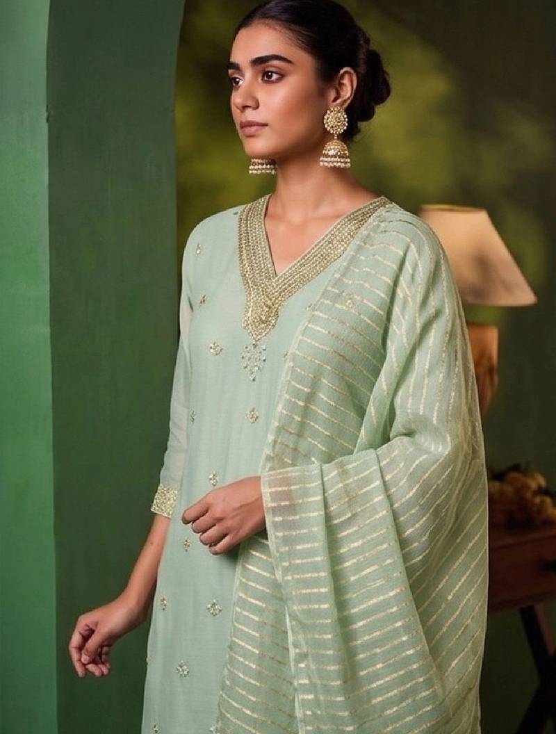 Women Ethnic Motifs Embroidered Regular Thread Work Kurta with Trousers & With Dupatta