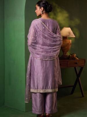 Women Regular Kurta with Palazzos & With Dupatta 6
