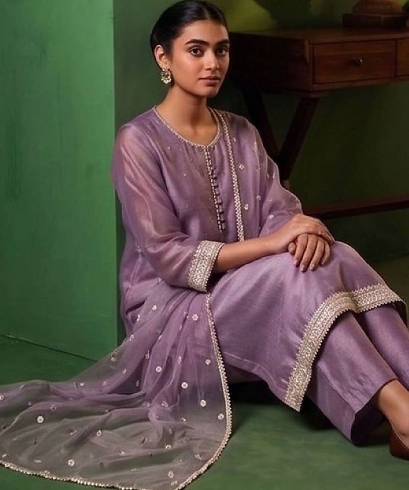 Women Regular Kurta with Palazzos & With Dupatta