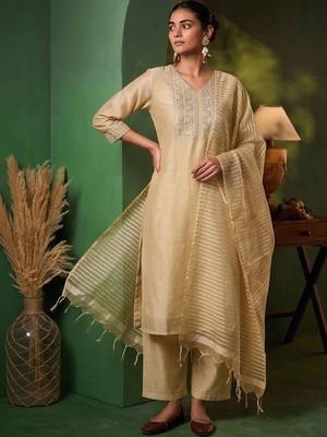 Women Ethnic Motifs Embroidered Regular Thread Work Kurta with Trousers & With Dupatta 1