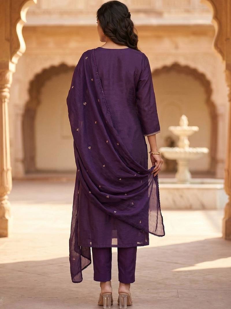 Women Ethnic Motifs Embroidered Regular Thread Work Kurta with Trousers & With Dupatta