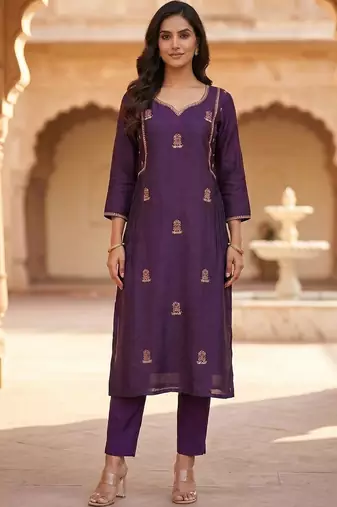 Women Ethnic Motifs Embroidered Regular Thread Work Kurta with Trousers & With Dupatta