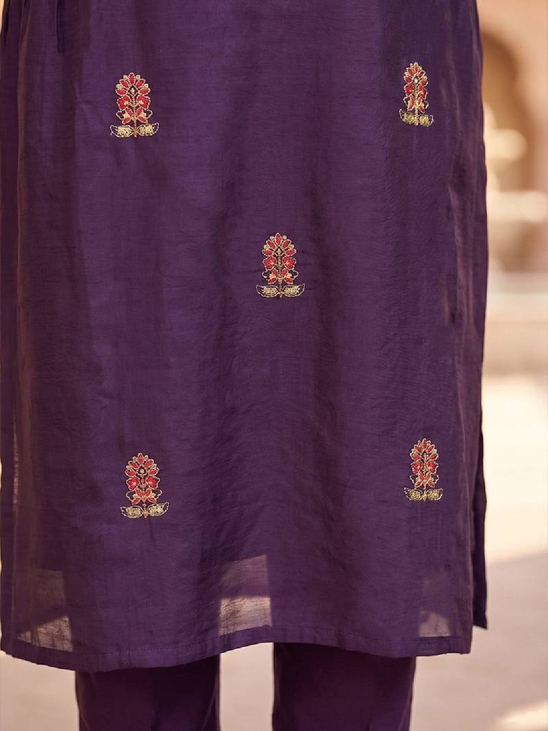 Women Ethnic Motifs Embroidered Regular Thread Work Kurta with Trousers & With Dupatta