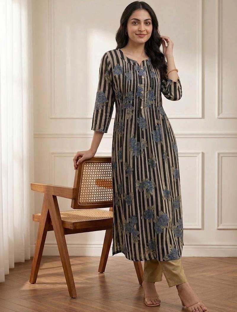 Women Printed Regular Kurta with Trousers