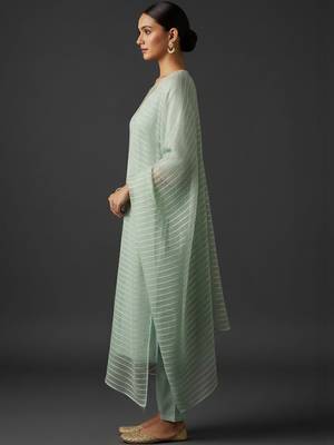 Women Ethnic Motifs Embroidered Regular Thread Work Kurta with Trousers & With Dupatta 3