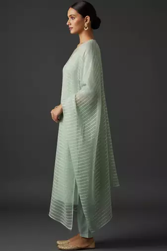 Women Ethnic Motifs Embroidered Regular Thread Work Kurta with Trousers & With Dupatta