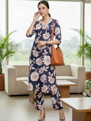 Women Floral Printed Regular Pure Cotton Kurta with Trousers 4