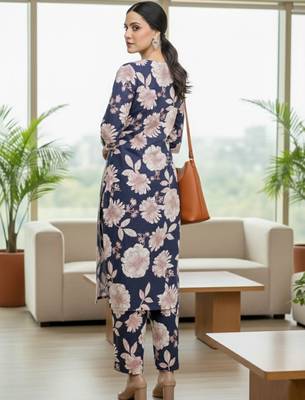 Women Floral Printed Regular Pure Cotton Kurta with Trousers 5