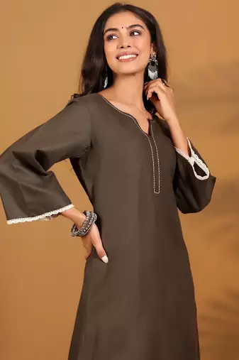 Kantha Work Notch Neck A-Line Kurta With Trousers