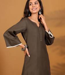 Kantha Work Notch Neck A-Line Kurta With Trousers