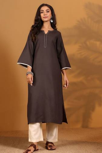 Kantha Work Notch Neck A-Line Kurta With Trousers