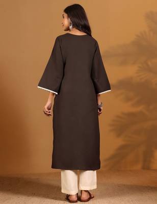 Kantha Work Notch Neck A-Line Kurta With Trousers 5