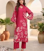 Women Floral Printed Regular Chanderi Silk Kurta with Trousers & With Dupatta