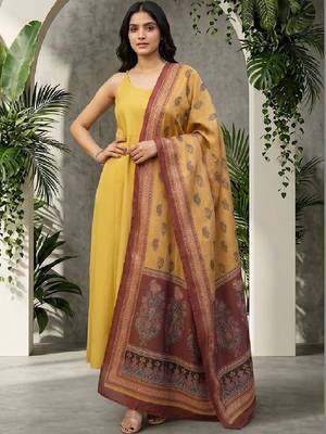Women Ethnic Motifs Regular Kurta with Trousers & With Dupatta 1
