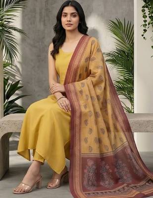 Women Ethnic Motifs Regular Kurta with Trousers & With Dupatta 3