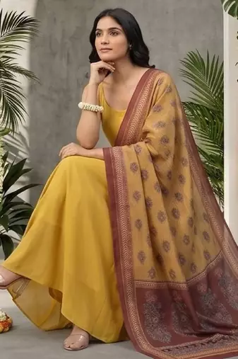 Women Ethnic Motifs Regular Kurta with Trousers & With Dupatta