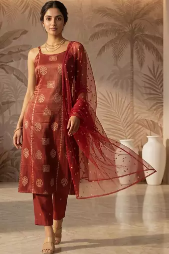 Women Ethnic Motifs Printed Regular Kurta with Trousers & With Dupatta