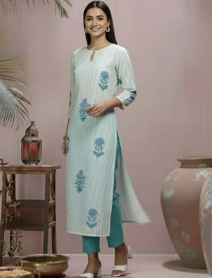 Women Ethnic Motifs Printed Regular Kurta with Trousers & With Dupatta 2