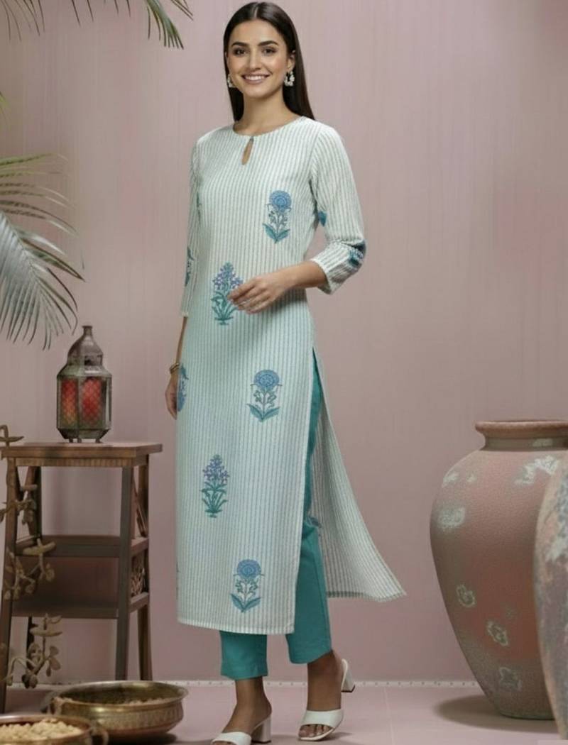 Women Ethnic Motifs Printed Regular Kurta with Trousers & With Dupatta