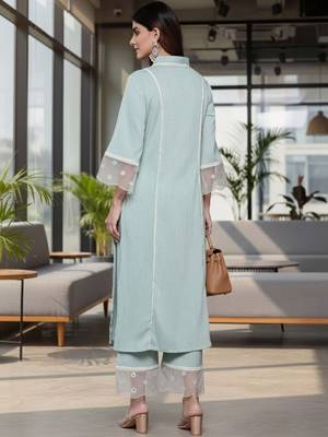 Women Regular Thread Work Silk Crepe Kurta with Trousers 2