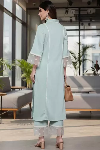 Women Regular Thread Work Silk Crepe Kurta with Trousers