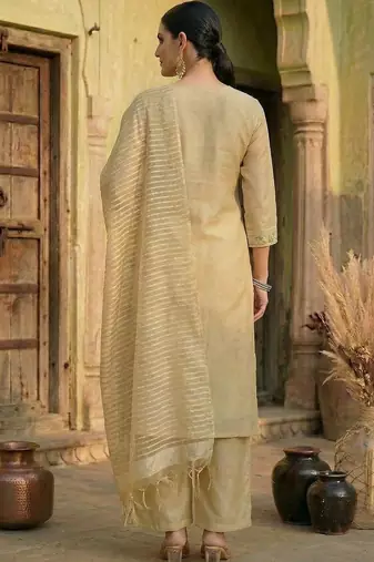 Women Yoke Design Regular Kurta with Trousers & With Dupatta