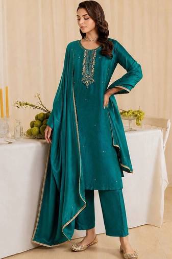 Women Ethnic Motifs Embroidered Regular Thread Work Kurta with Trousers & With Dupatta