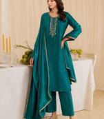 Women Ethnic Motifs Embroidered Regular Thread Work Kurta with Trousers & With Dupatta