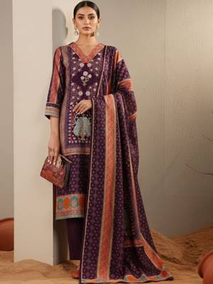 Women Ethnic Motifs Printed Regular Chanderi Silk Kurta with Trousers & With Dupatta 1