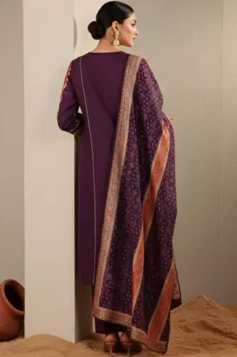 Women Ethnic Motifs Printed Regular Chanderi Silk Kurta with Trousers & With Dupatta