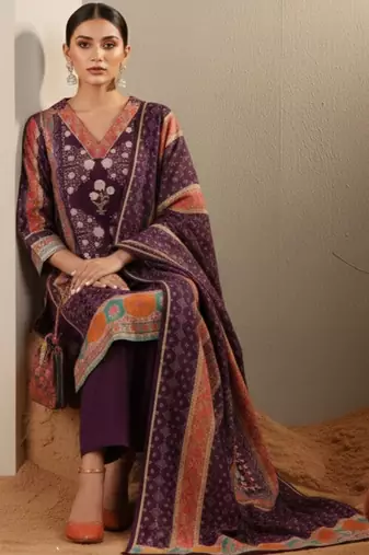 Women Ethnic Motifs Printed Regular Chanderi Silk Kurta with Trousers & With Dupatta