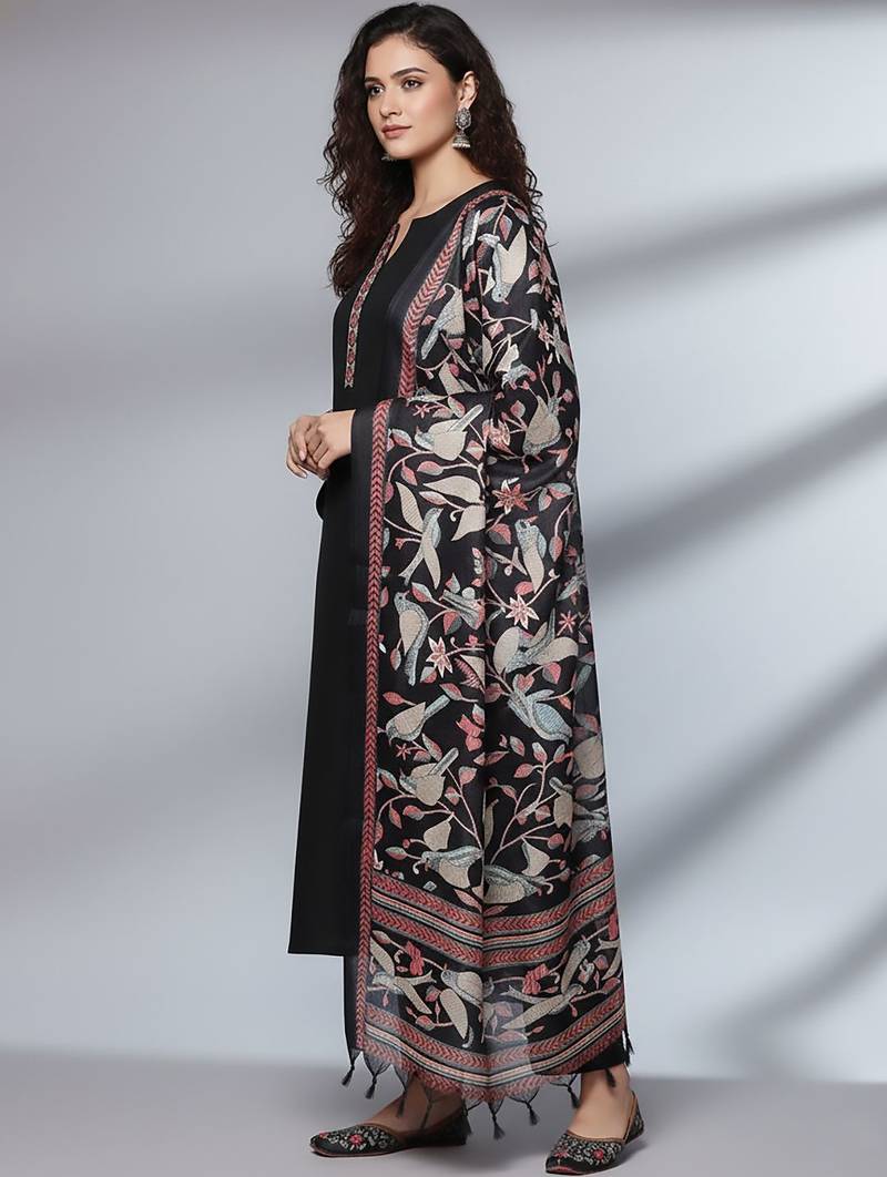 Women Ethnic Motifs Embroidered Regular Thread Work Kurta with Trousers & With Dupatta