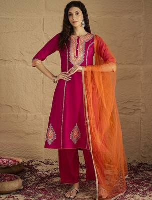 Women Yoke Design Regular Kurta with Trousers & Dupatta 1