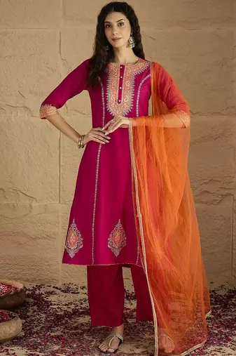 Women Yoke Design Regular Kurta with Trousers & Dupatta