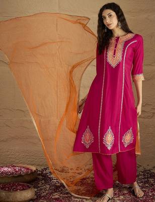Women Yoke Design Regular Kurta with Trousers & Dupatta 6