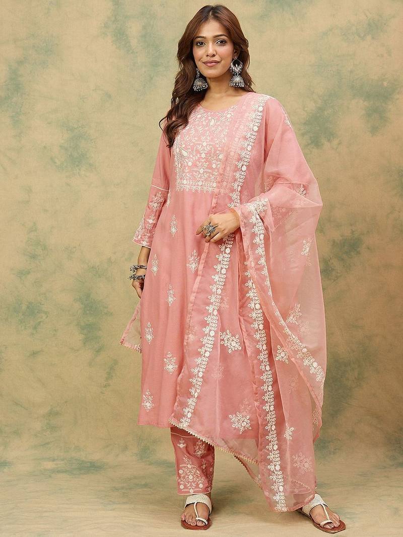 Floral Embroidered Thread Work Pure Cotton Kurta With Trousers & Dupatta