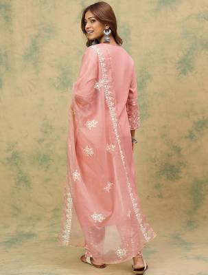 Floral Embroidered Thread Work Pure Cotton Kurta With Trousers & Dupatta 6