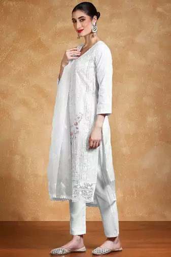 Women Embroidered Regular Sequinned Kurta with Trousers & Dupatta Kurta Sets